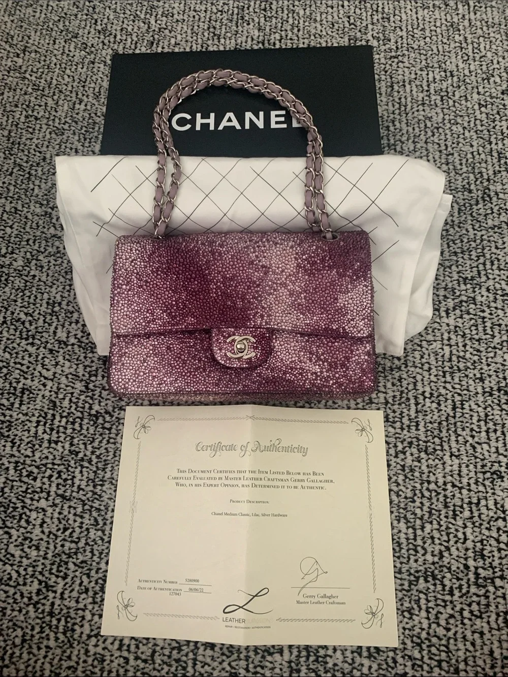 NWT CHANEL Metallic Purple Quilted Chain-Handle Shoulder Bag